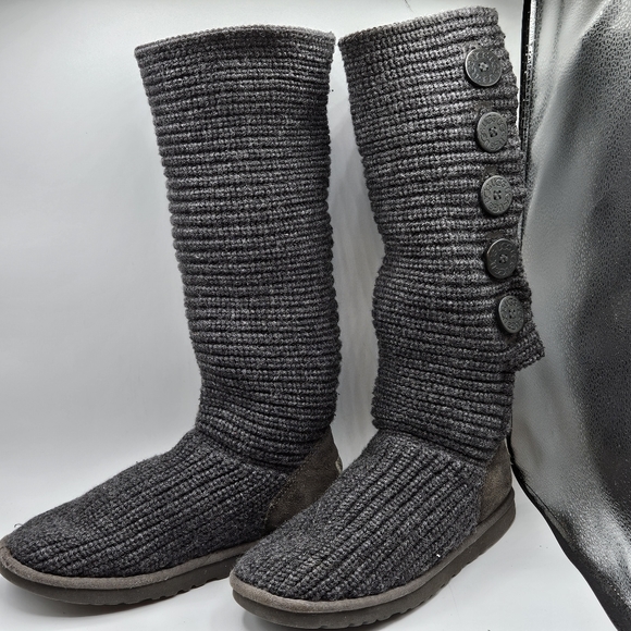 Ugg Australia 5 button 17.5" tall sweater style foldable boots size 9 - Picture 2 of 15